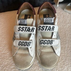 Velcro Golden Goose sneaker